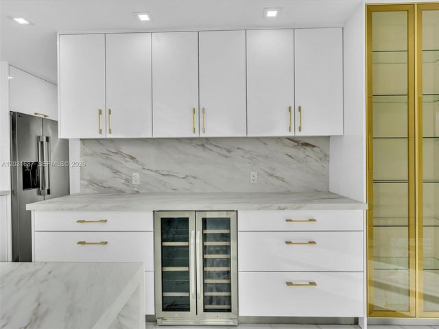 230 174th Street 712, Sunny Isles Beach, FL 33160