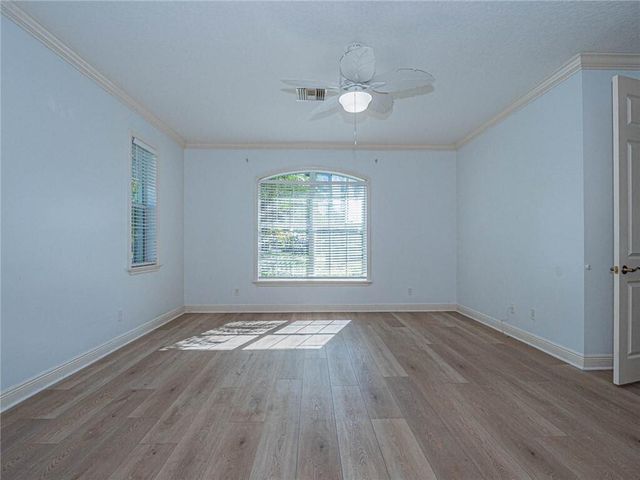 5836 Pine Ridge Circle, Vero Beach, FL 32967