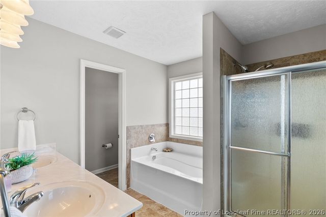 1815 BRAWLEY Avenue, Fayetteville, NC 28314