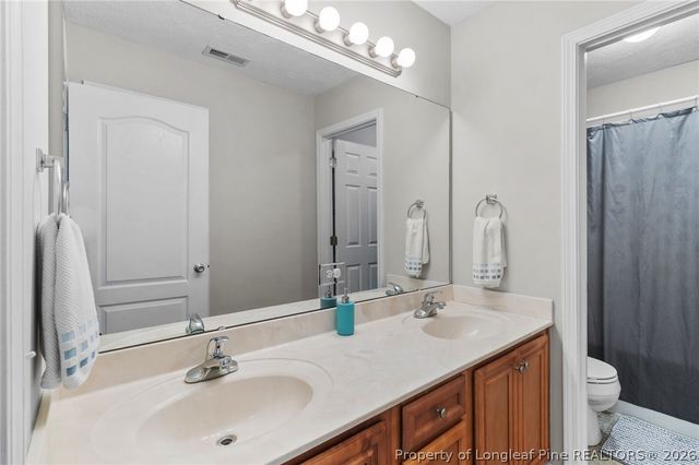 1815 BRAWLEY Avenue, Fayetteville, NC 28314