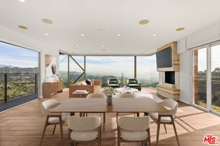 6960 Pacific View Drive, Los Angeles, CA 90068