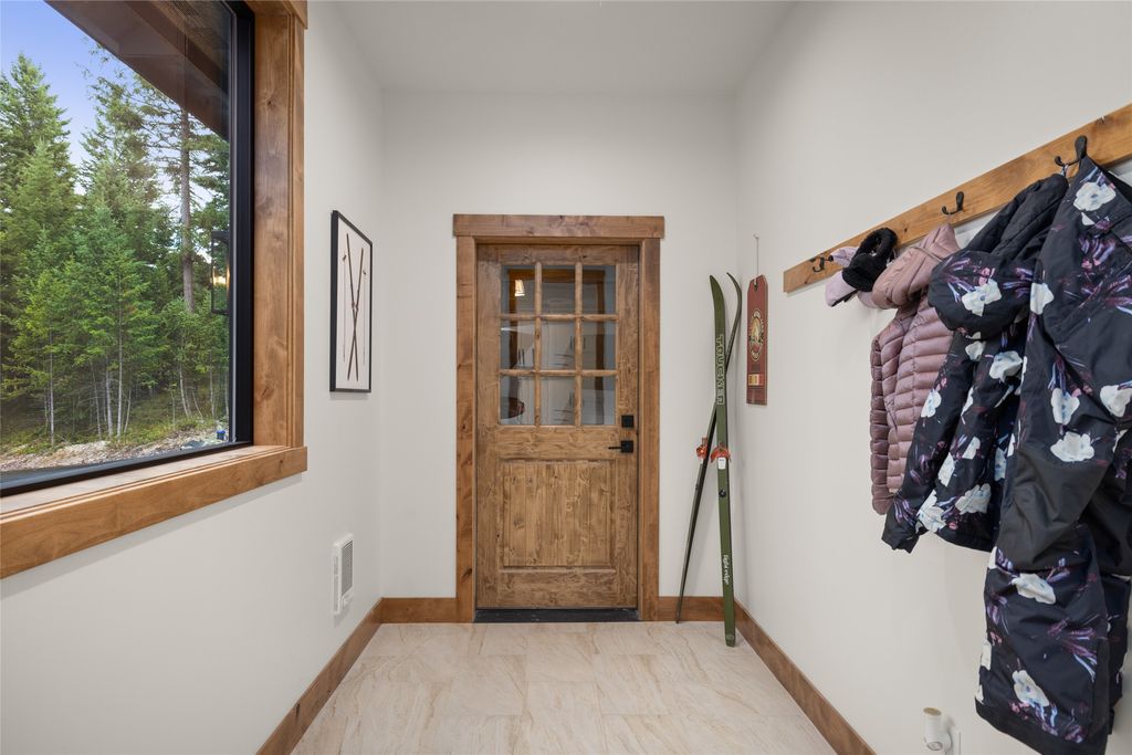 108 Spoklie Drive, Lakeside, MT 59922 photo 28