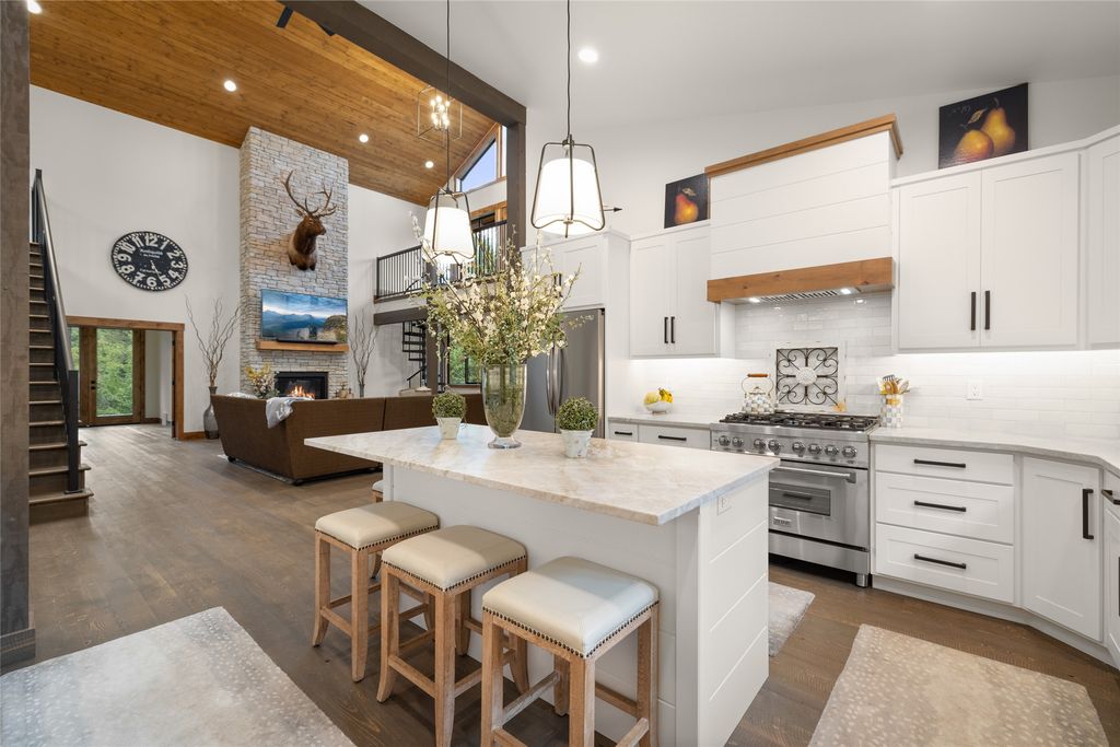 108 Spoklie Drive, Lakeside, MT 59922 photo 29