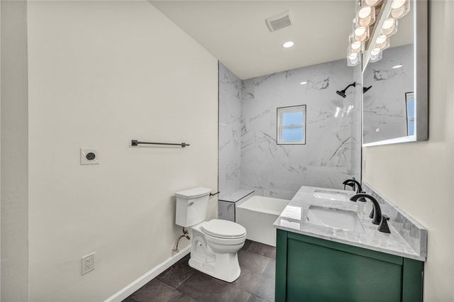 5115 Poe Way, Lawrenceville, PA 15201