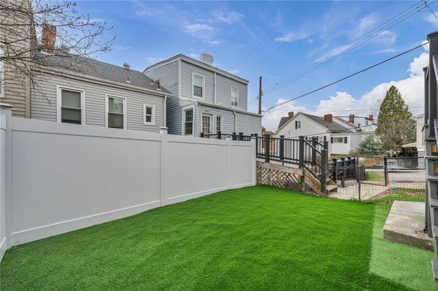 5115 Poe Way, Lawrenceville, PA 15201