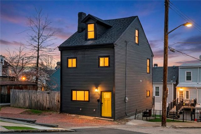 5115 Poe Way, Lawrenceville, PA 15201