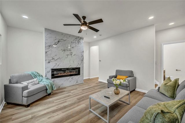 5115 Poe Way, Lawrenceville, PA 15201