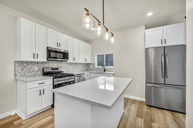 5115 Poe Way, Lawrenceville, PA 15201