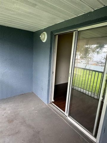 4227 PERSHING POINTE PLACE 8, Orlando, FL 32822