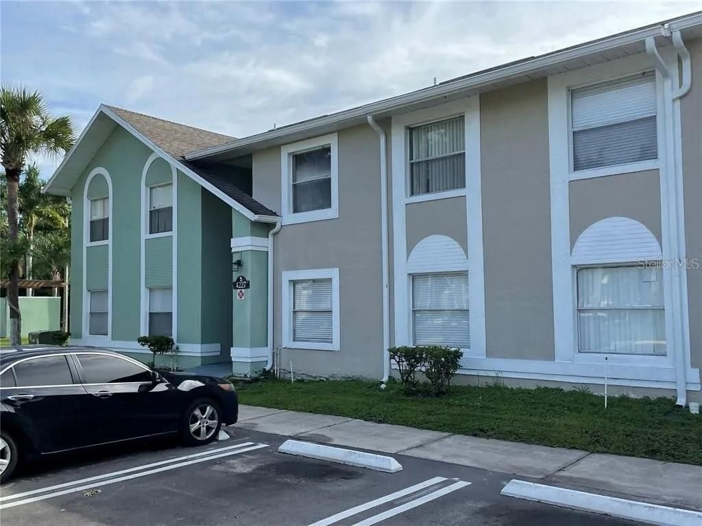 4227 PERSHING POINTE PLACE 8, Orlando, FL 32822