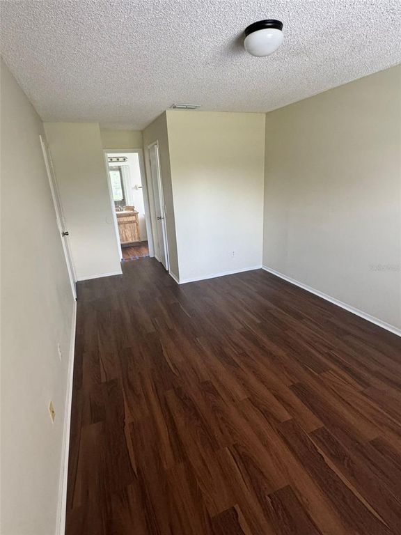 Image 15 of property listing at 4227 PERSHING POINTE PLACE 8, Orlando, FL 32822