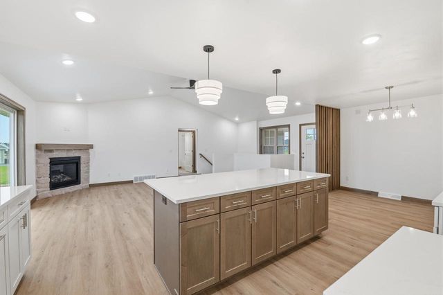 569 EMERALD ISLE COURT, Wrightstown, WI 54180
