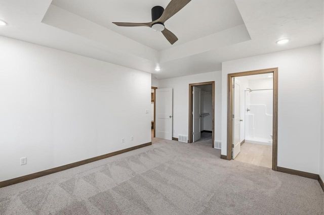569 EMERALD ISLE COURT, Wrightstown, WI 54180
