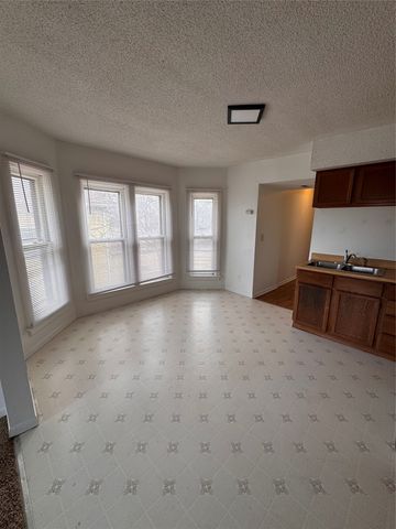 1312 22nd Street, Des Moines, IA 50311