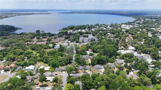 102 N CLAYTON STREET, Mount Dora, FL 32757