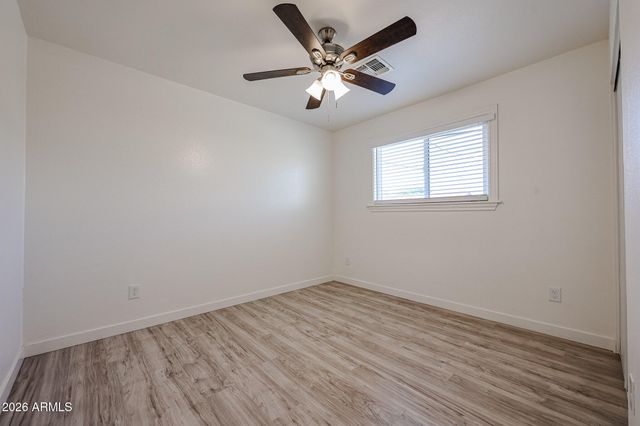 7014 N 77TH Avenue, Glendale, AZ 85303