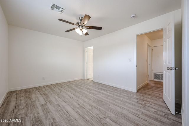7014 N 77TH Avenue, Glendale, AZ 85303