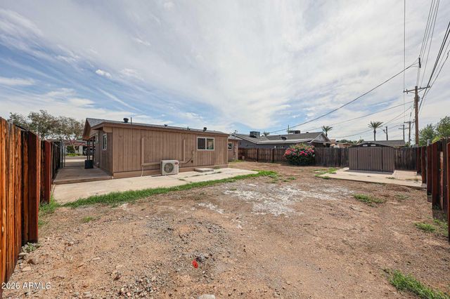 7014 N 77TH Avenue, Glendale, AZ 85303