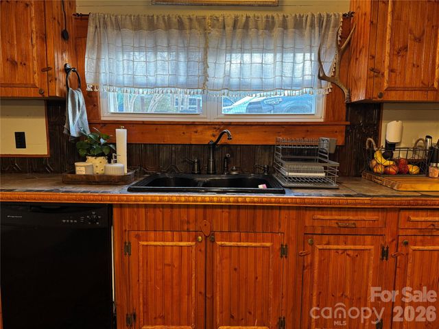 740 Moriah Church Road, Casar, NC 28020