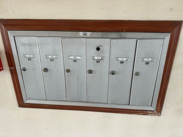 1014 Salzedo St 311, Coral Gables, FL 33134