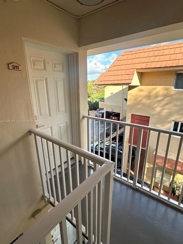1014 Salzedo St 311, Coral Gables, FL 33134