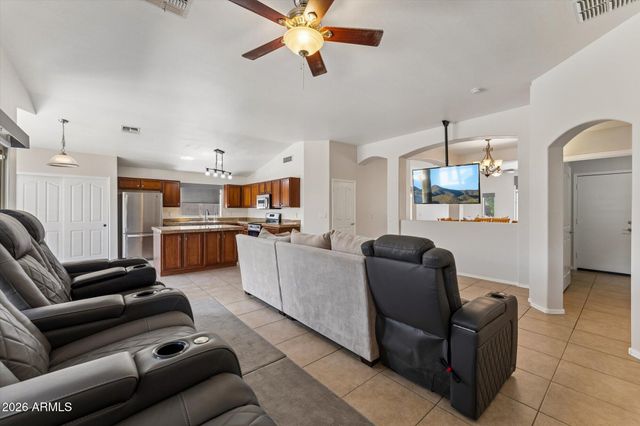 514 E IRONWOOD Drive, Chandler, AZ 85225