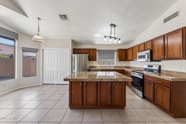 514 E IRONWOOD Drive, Chandler, AZ 85225