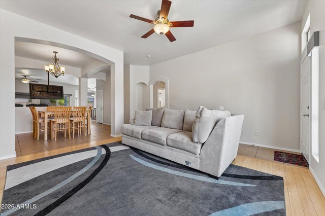514 E IRONWOOD Drive, Chandler, AZ 85225
