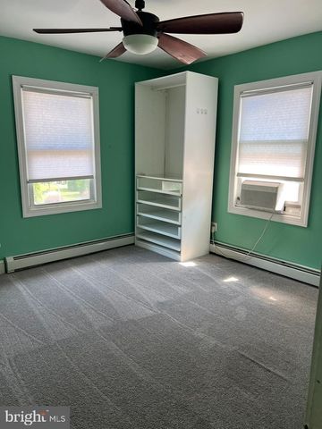 30 CHURCH ST, Willow Grove, PA 19090