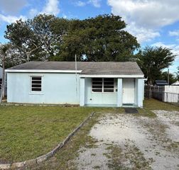 1521 NW 1st Avenue, Fort Lauderdale, FL 33311