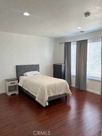 7653 Phelan Road, Phelan, CA 92371