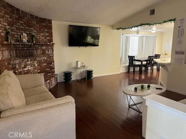 7653 Phelan Road, Phelan, CA 92371