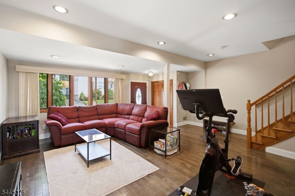 142 Morgan Pl, North Arlington Boro, NJ 07031 — photo 5