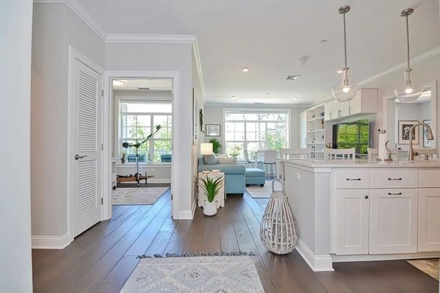 635 Old Post Rd 210, Sharon, MA 02067