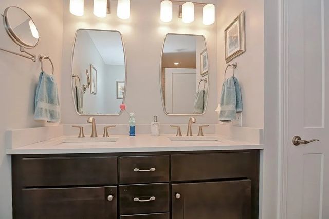 635 Old Post Rd 210, Sharon, MA 02067