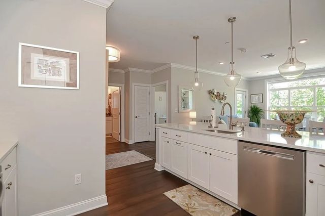 635 Old Post Rd 210, Sharon, MA 02067