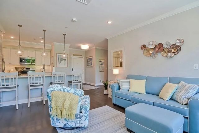 635 Old Post Rd 210, Sharon, MA 02067