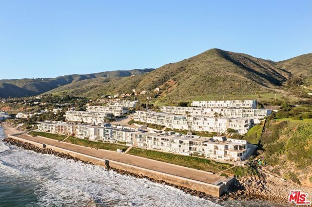 11942 Whitewater Lane, Malibu, CA 90265