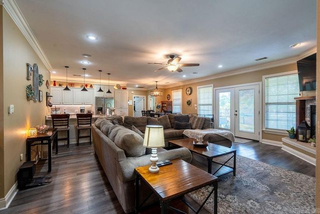 43 Vilsonia Way, Vilonia, AR 72173