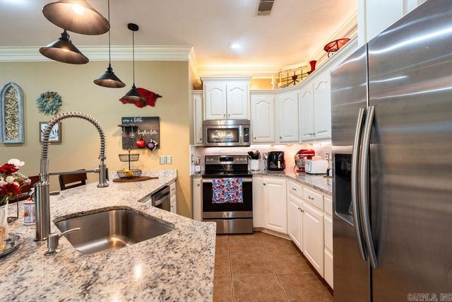 43 Vilsonia Way, Vilonia, AR 72173