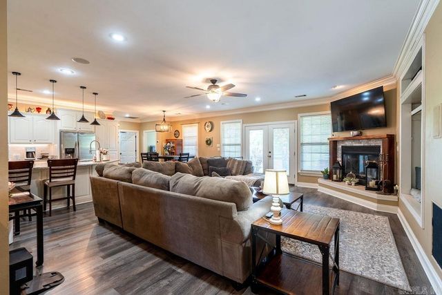 43 Vilsonia Way, Vilonia, AR 72173