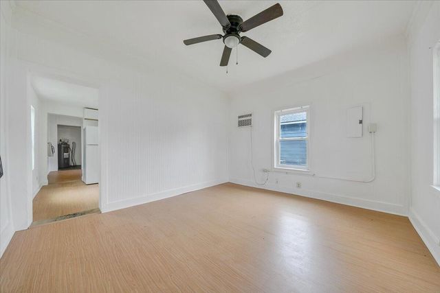 2116 Russell AVE, Roanoke, VA 24015