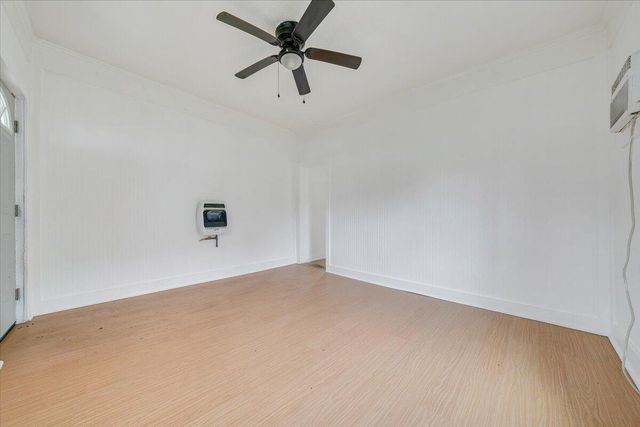 2116 Russell AVE, Roanoke, VA 24015