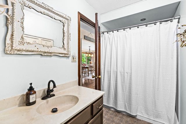 4019 Chambersburg Avenue, Duluth, MN 55811