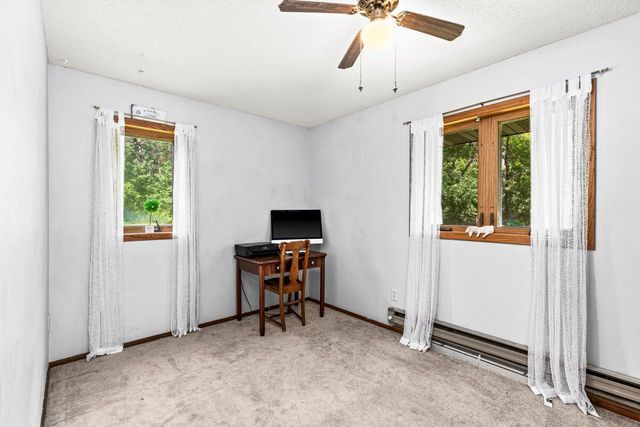4019 Chambersburg Avenue, Duluth, MN 55811