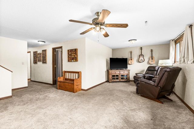 4019 Chambersburg Avenue, Duluth, MN 55811