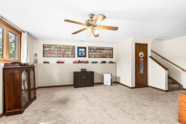 4019 Chambersburg Avenue, Duluth, MN 55811