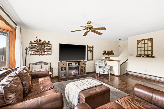 4019 Chambersburg Avenue, Duluth, MN 55811