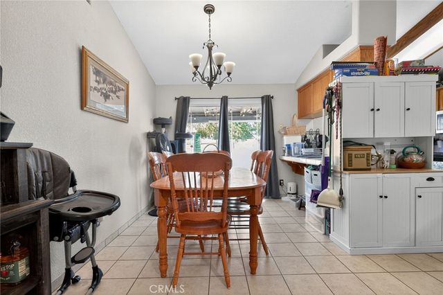 1133 Summer Field, Hanford, CA 93230