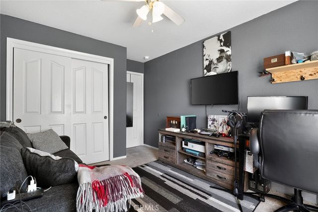 1133 Summer Field, Hanford, CA 93230